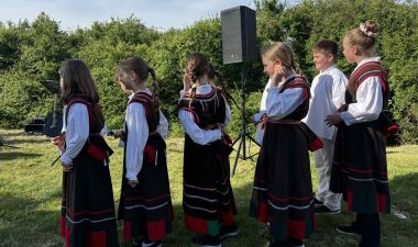 Img-5cb870637718e82111a3a05ea467575f-v