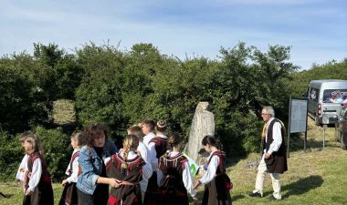 Img-5f26cf2a1abf28e8d965c1bdc92aa0cd-v