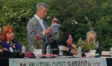 Img-811bab7f87a9717837b3405b44fdf16c-v